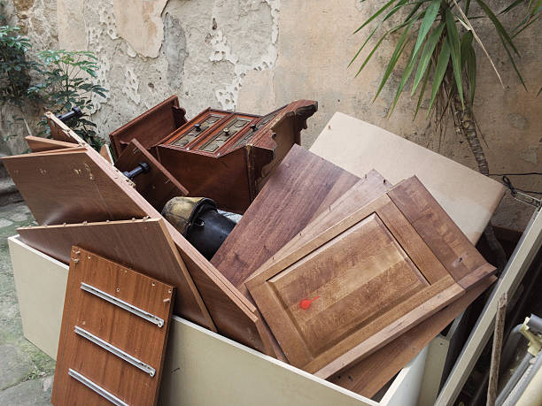 Best Estate Cleanout  in Emerd Mountain, AL